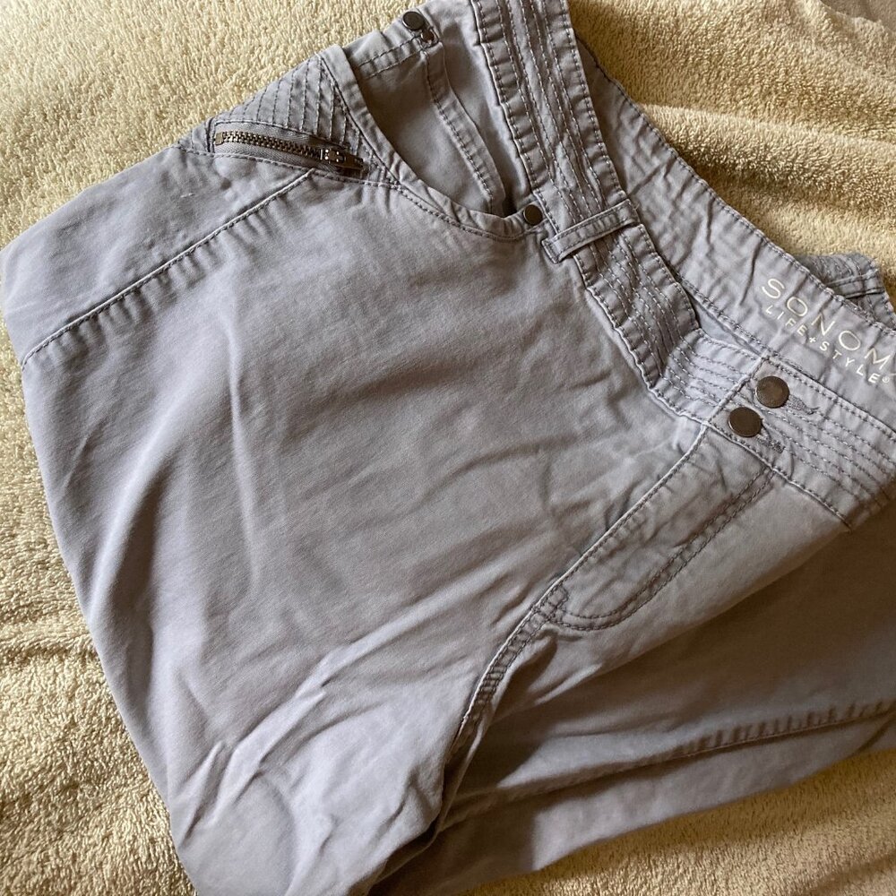 Sonoma Lifestyle Modern Fit Capri